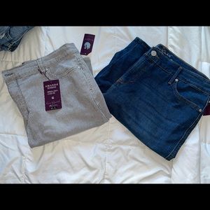 NWT GLORIA VANDERBILT BERMUDA SHORTS BUNDLE